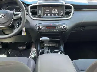 Kia Sorento 2019 S V6 4dr SUV