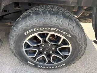 Ford F-150 2021 4x4 XLT 4dr SuperCrew 5.5 ft. SB