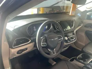 Chrysler Pacifica 2023 Touring L 4dr Mini-Van