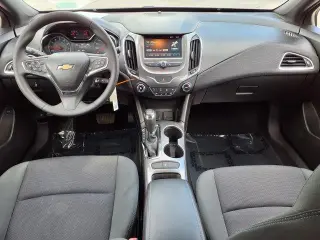 Chevrolet Cruze 2016 LT Automático 4 puertas Sedán con 1SD