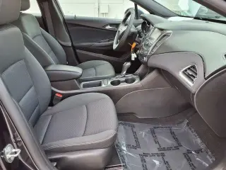 Chevrolet Cruze 2016 LT Automático 4 puertas Sedán con 1SD