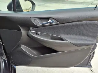 Chevrolet Cruze 2016 LT Automático 4 puertas Sedán con 1SD