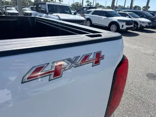 Chevrolet Colorado 2019 4x4 LT 4dr Crew Cab 5 ft. SB