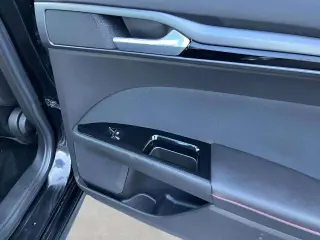 Ford Fusion Hybrid 2014 SE 4dr Sedán