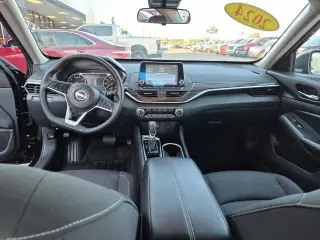 Nissan Altima 2024 2.5 SV 4dr Sedán