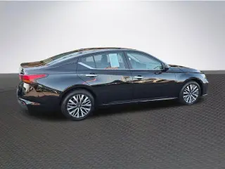 Nissan Altima 2024 2.5 SV 4dr Sedán