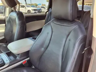 Kia Carnival 2023 LX 4dr Mini-Van