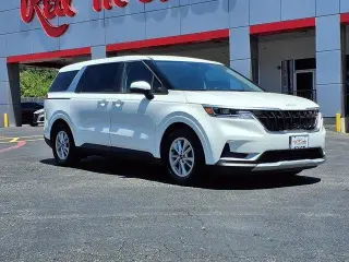 Kia Carnival 2023 LX 4dr Mini-Van