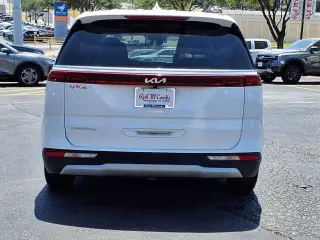 Kia Carnival 2023 LX 4dr Mini-Van