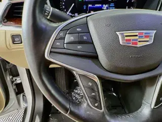 Cadillac XT5 2017 Luxury 4dr SUV