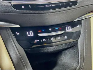Cadillac XT5 2017 Luxury 4dr SUV