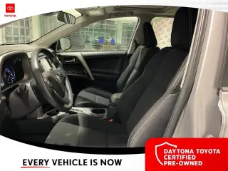 Toyota RAV4 2018 XLE 4 SUV