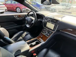 Lincoln Continental 2018 AWD Reserve 4dr Sedán