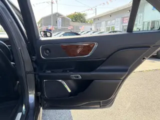 Lincoln Continental 2018 AWD Reserve 4dr Sedán