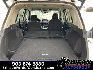Nissan Rogue 2025 SV 4dr Crossover