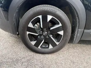 Nissan Kicks 2025 AWD SV 4dr Crossover