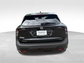 Nissan Kicks 2025 AWD SV 4dr Crossover