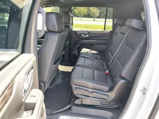Chevrolet Suburban 2021 4x4 LT 4dr SUV