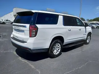 Chevrolet Suburban 2021 4x4 LT 4dr SUV