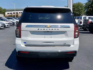 Chevrolet Suburban 2021 4x4 LT 4dr SUV
