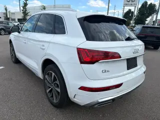 Audi Q5 2024 AWD quattro S line Premium Plus 45 TFSI 4dr SUV