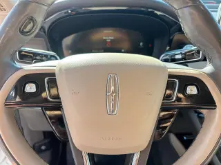 Lincoln Corsair 2022 Reserve 4dr SUV