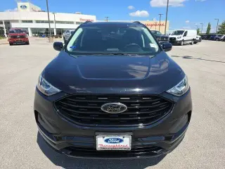 Ford Edge 2022 AWD SE 4dr Crossover