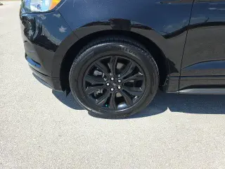 Ford Edge 2022 AWD SE 4dr Crossover