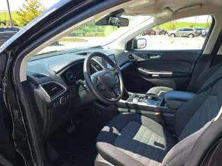 Ford Edge 2022 AWD SE 4dr Crossover