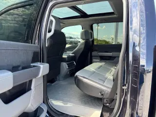 Ford F-150 2022 4x4 Lariat 4dr SuperCrew 5.5 ft. SB