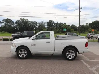 Ram 1500 2014 4x2 Express 2dr Cabina Regular 6.3 ft. SB Pickup