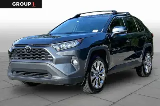 Toyota RAV4 2021 XLE Premium 4dr SUV