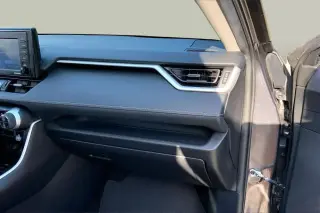 Toyota RAV4 2021 XLE Premium 4dr SUV