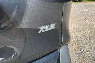 Toyota RAV4 2021 XLE Premium 4dr SUV