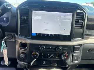 Ford F-150 2024 4x2 XL 4dr SuperCab 6.5 ft. SB