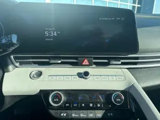 2023 Hyundai Elantra Hybrid