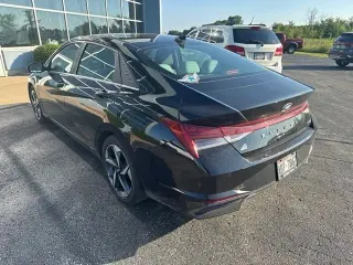 2023 Hyundai Elantra Hybrid