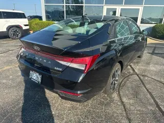 2023 Hyundai Elantra Hybrid