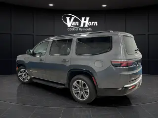 2023 Jeep Wagoneer