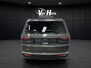 2023 Jeep Wagoneer