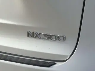 Lexus NX 300 2021 4dr Crossover