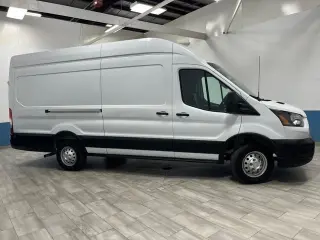 2025 Ford Transit-250