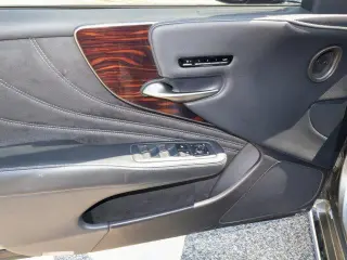 Sedán Lexus LS 500 2018 AWD 4 puertas