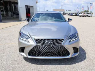 Sedán Lexus LS 500 2018 AWD 4 puertas
