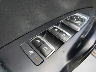 Kia K5 2021 LX 4dr Sedán