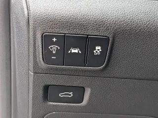 Kia K5 2021 LX 4dr Sedán