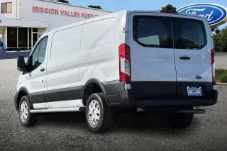 Ford Transit 2025 250 3dr SWB Techo Bajo Furgón de Carga