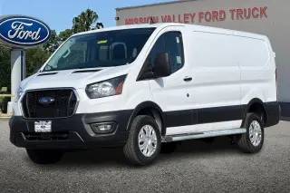 Ford Transit 2025 250 3dr SWB Techo Bajo Furgón de Carga