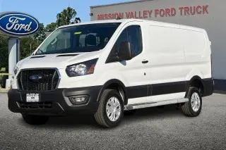 Ford Transit 2025 250 3dr SWB Techo Bajo Furgón de Carga