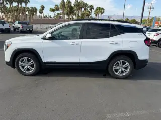 2023 GMC Terrain